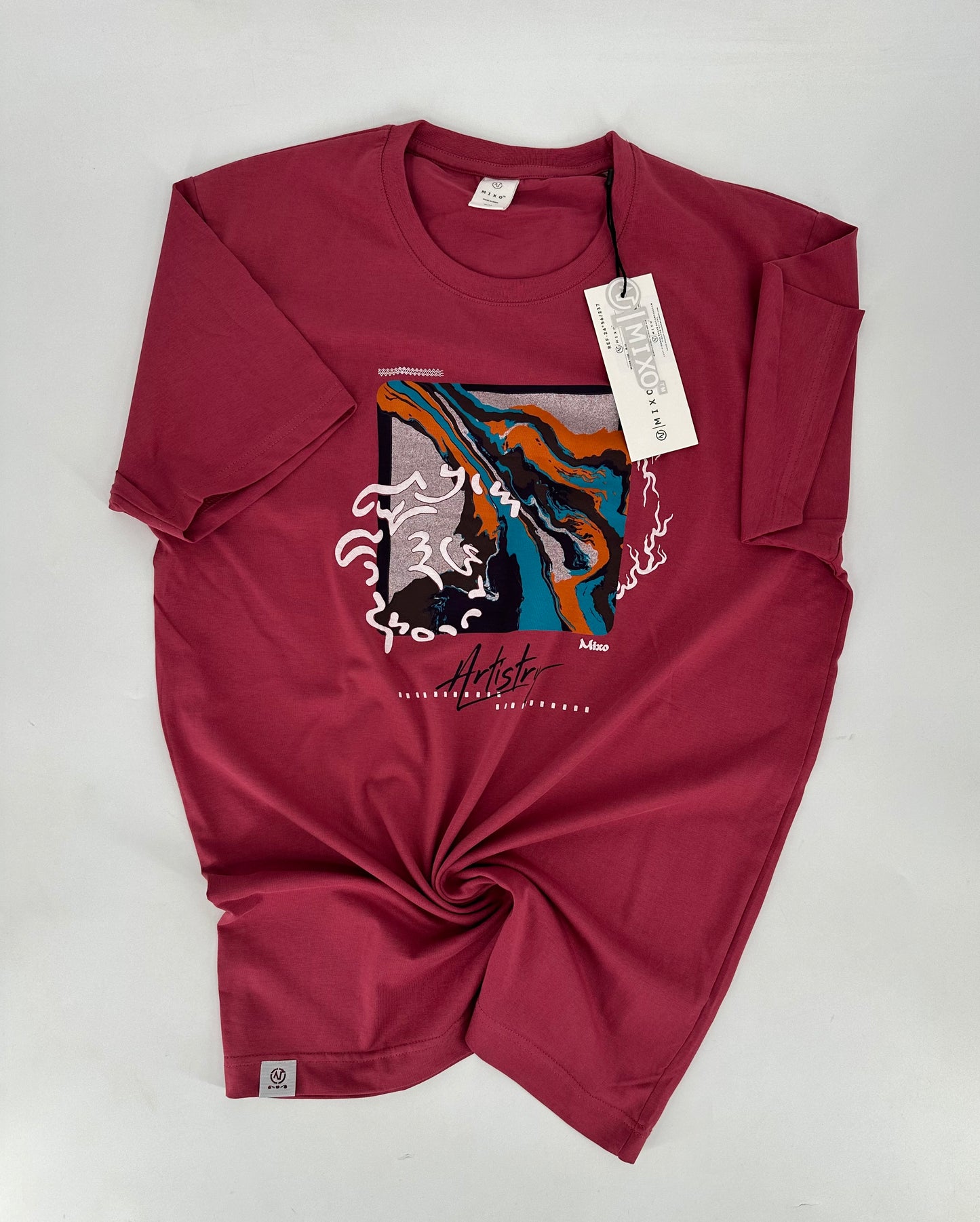Mixo Graphic Tee