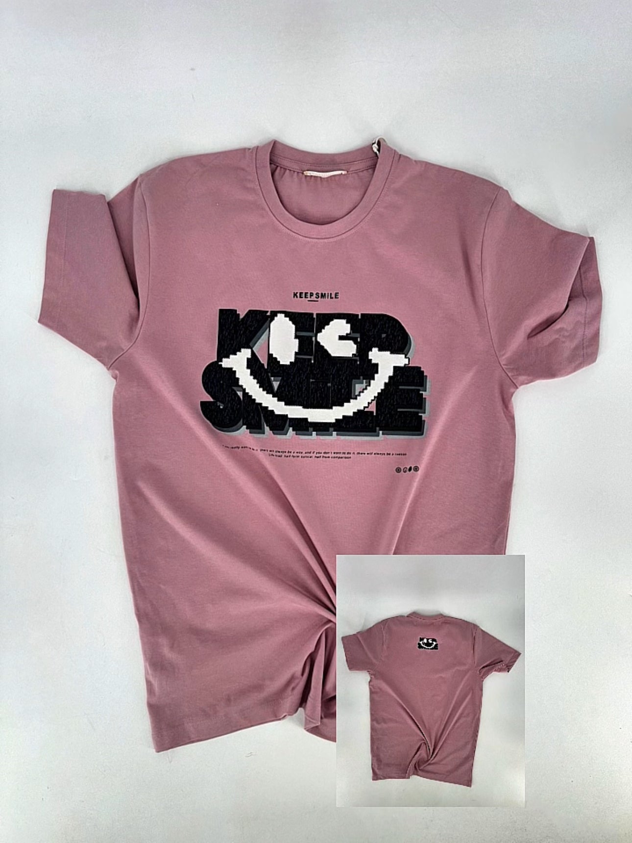 Thanabat Graphic Tees