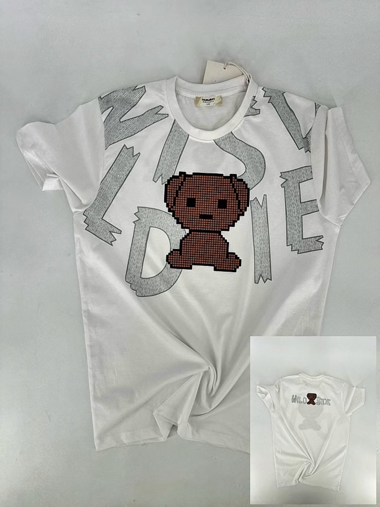 Thanabat Graphic Tees